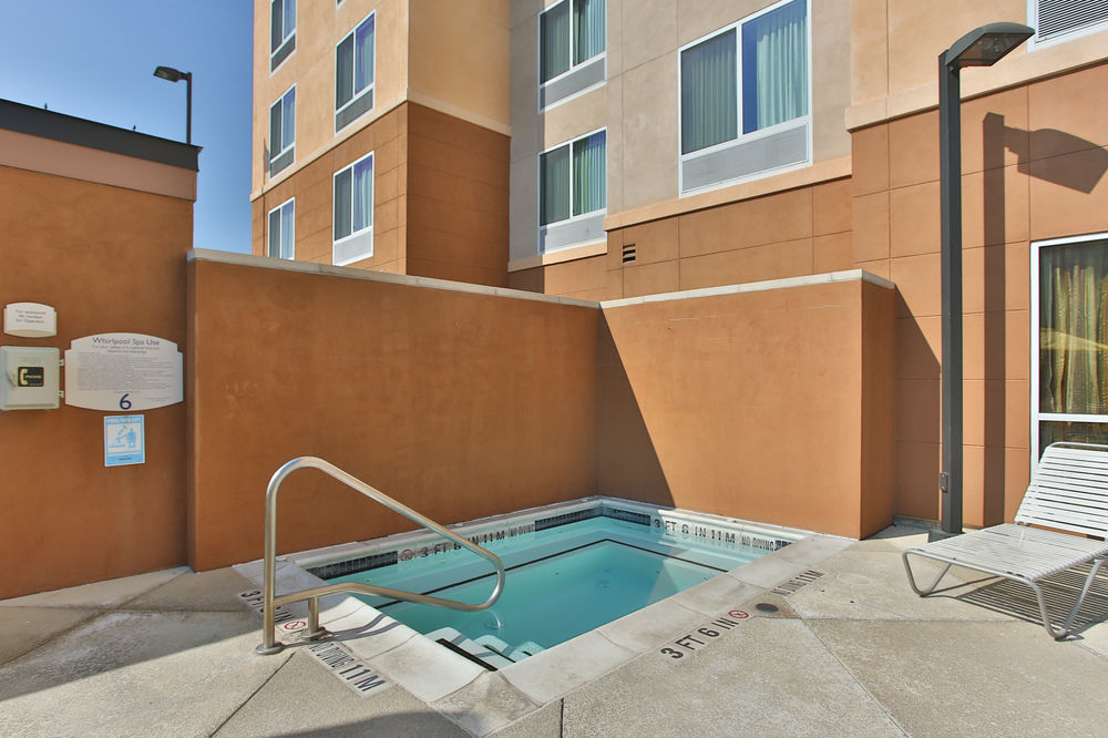 Fairfield Inn And Suites By Marriott San Antonio Northeast / Schertz / Rafb Екстериор снимка